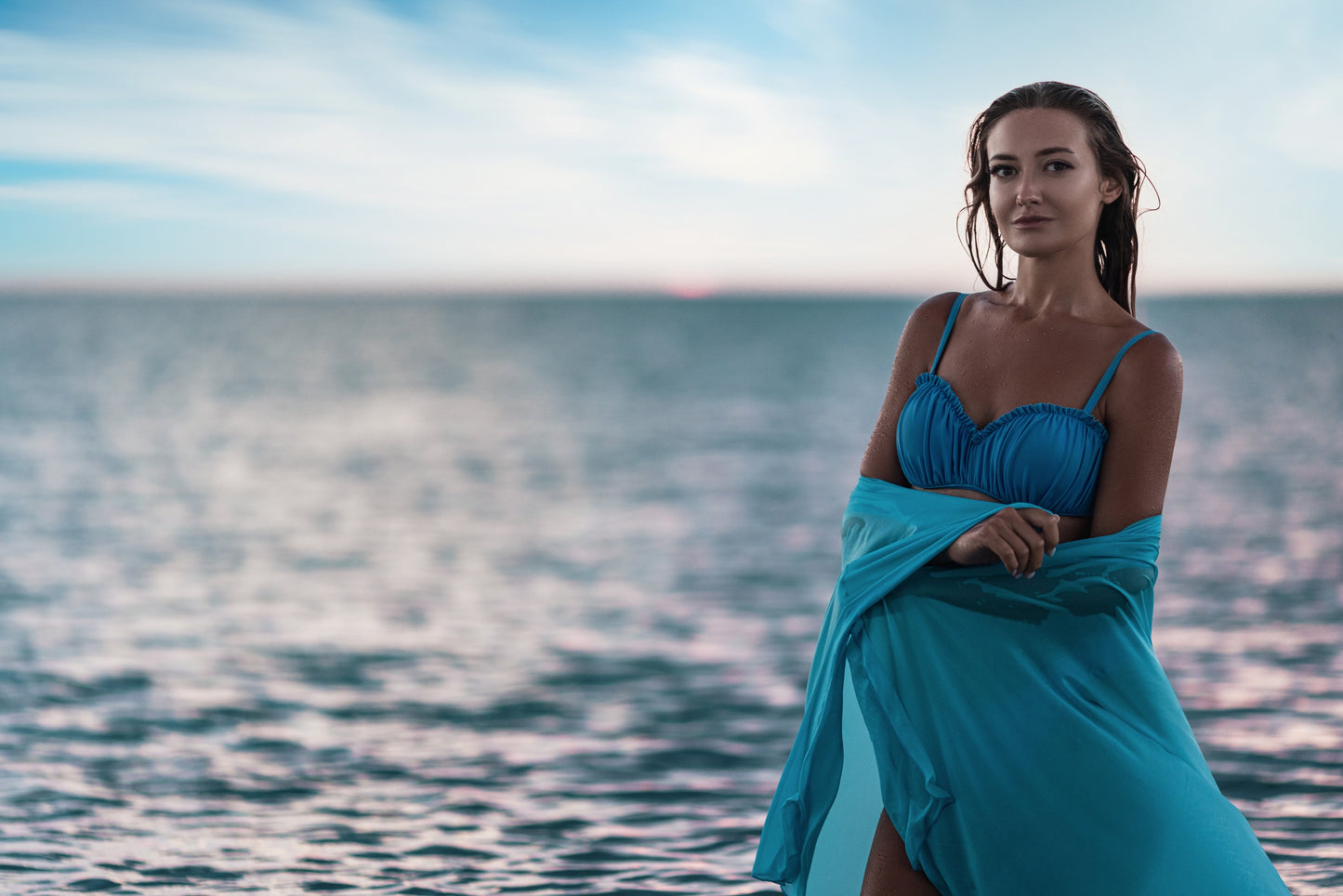 woman having a sun day by the ocean water